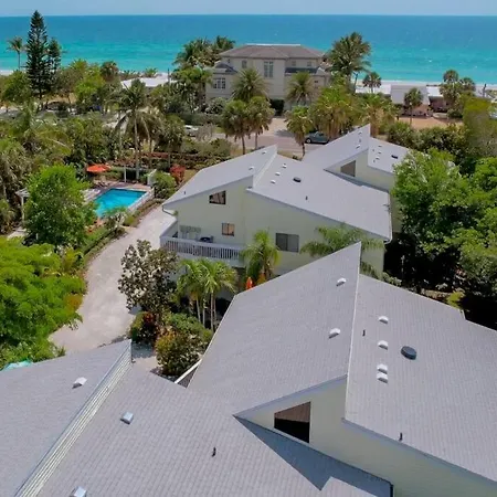 Longboat Key Beach House Beauty With Peek-A-Views